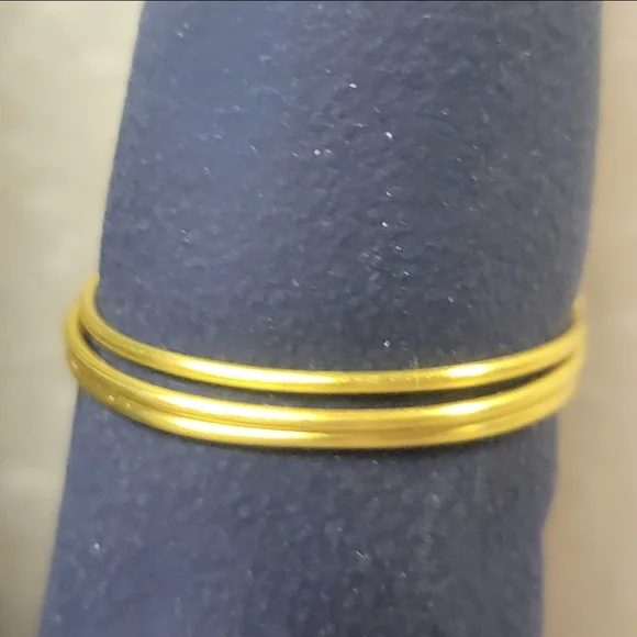 Gold and Natural Green Aventurine Stone Ring - Picture 7 of 7